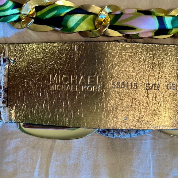 Lot of three belts. Size small. Leather and satin. - Picture 5 of 7